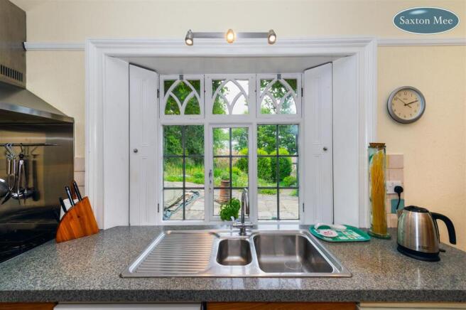 kitchen 1763.jpg