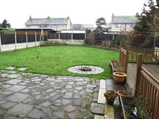 Rear Garden (2)