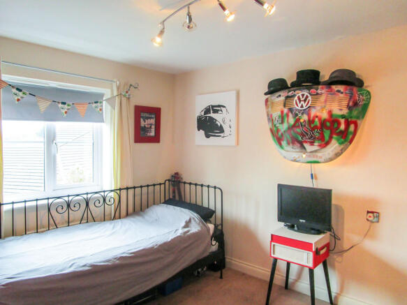 Photo 10