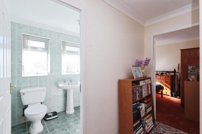 Photo 12