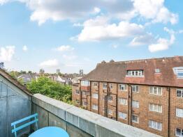 12a, Tudor Close, London NW3 4AB