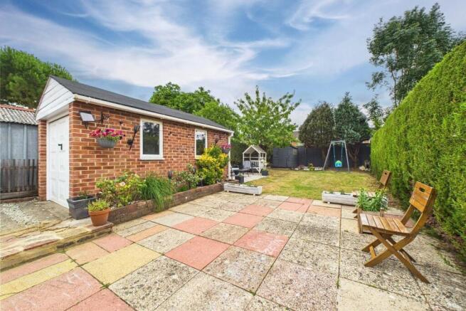 Garden_Patio_1