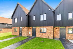 4, Fernfield Lane, East, Hawkinge CT18 7AW