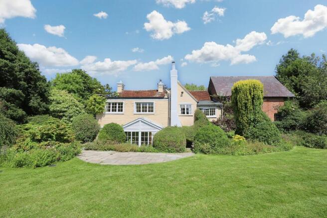 Mill Farm, Mill Lane, Weston Turville, Buckinghamshire, HP22 5RG