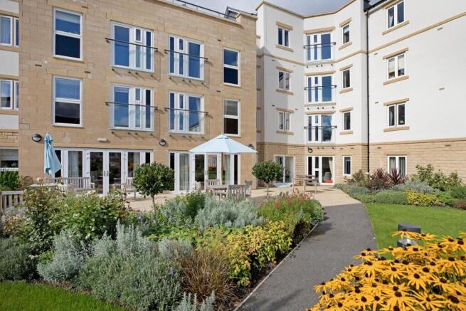 1 bed Retirement Property for sale Image 12