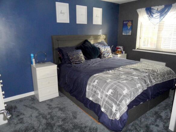 BEDROOM 1