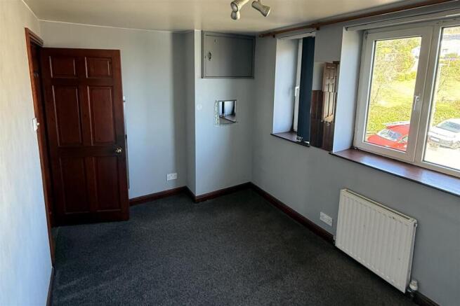 3 bed Terraced for sale Image 12