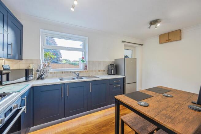 Kitchen Diner: