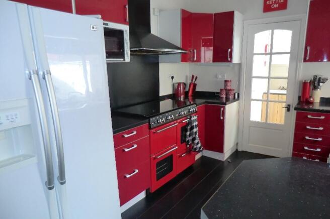 KITCHEN/DINER