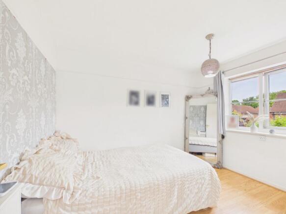 3 bed Semi-Detached for sale Image 10