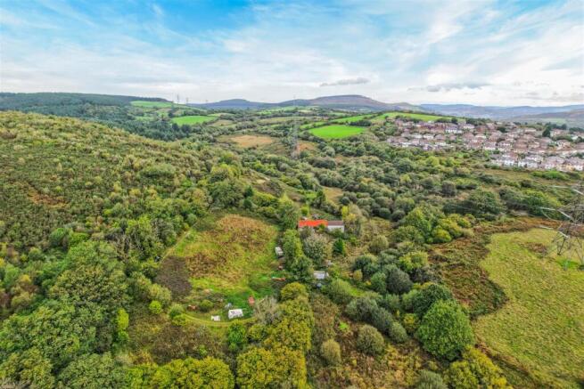 Sychpant Farm, Maesteg Maesteg, Bridgend County Borough CF34 9PY photo 4