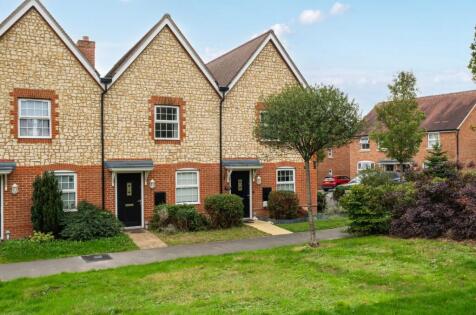 Leachman Way, Petersfield, GU31