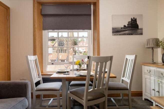 2 bed Apartment for sale Image 4