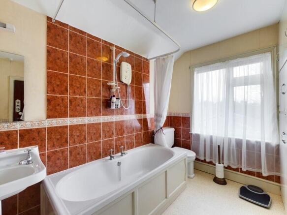 Family bathroom