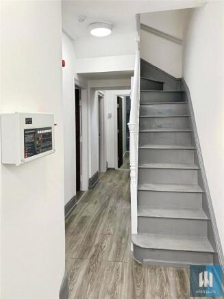1 bed House Share to rent Image 6