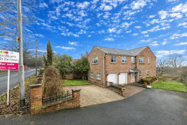 4 bed Detached for sale in pontefract