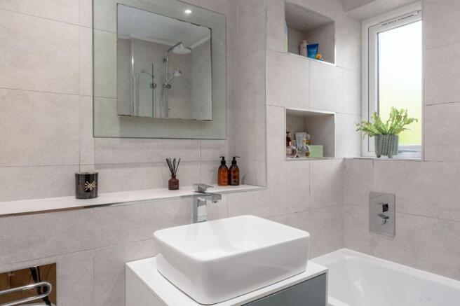 Bathroom 1 & 2