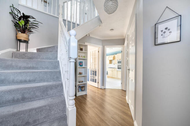 1438935-11-69d640...