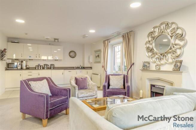 1 bed Apartment for sale Image 12