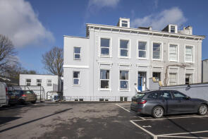 Flat 5, 64, Hales Road, Cheltenham GL52 6SS