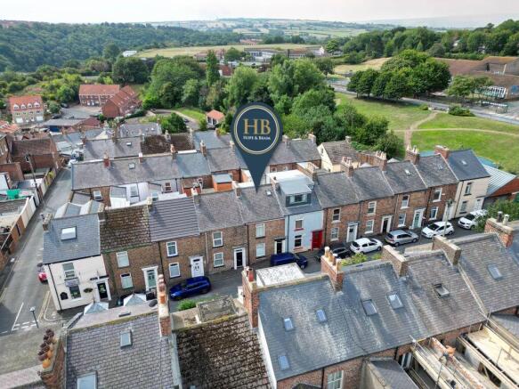 3 bed Terraced for sale Image 12