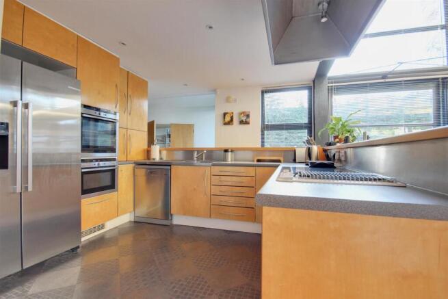 Grosvneor Place (3).jpg