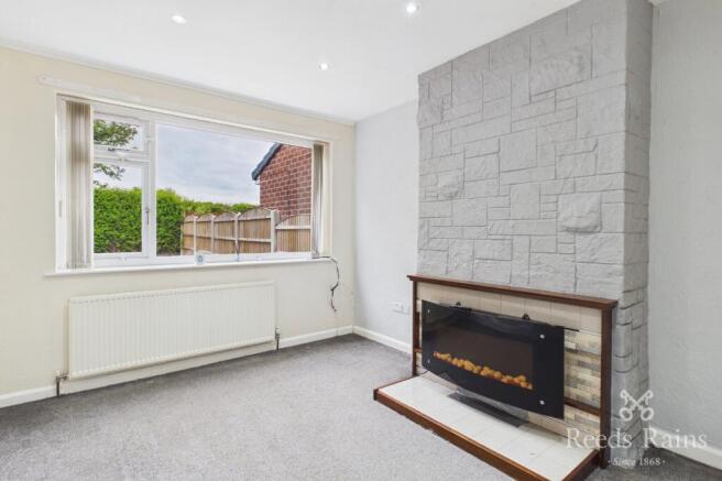 3 bed Semi-Detached for sale Image 4