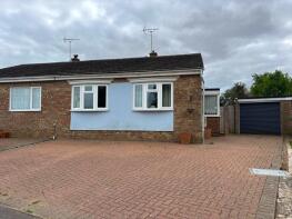 18, Hillcrest, Frinton-on-sea CO13 0EB