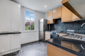 Flat Top Floor 3, 48, Penwortham Road, London SW16 6RE