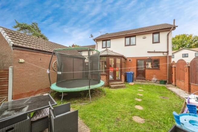 3 bed Detached for sale Image 4