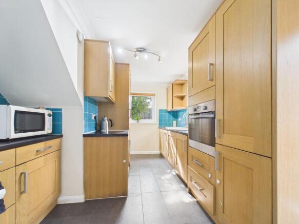 Bran Close, Tilehurst, RG30 photo 4
