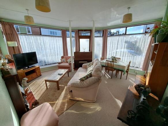 MAIN RECEPTION ROOM