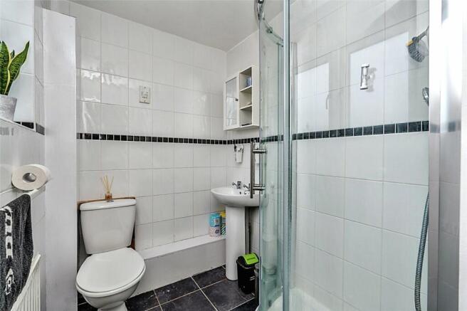 En Suite Shower Room