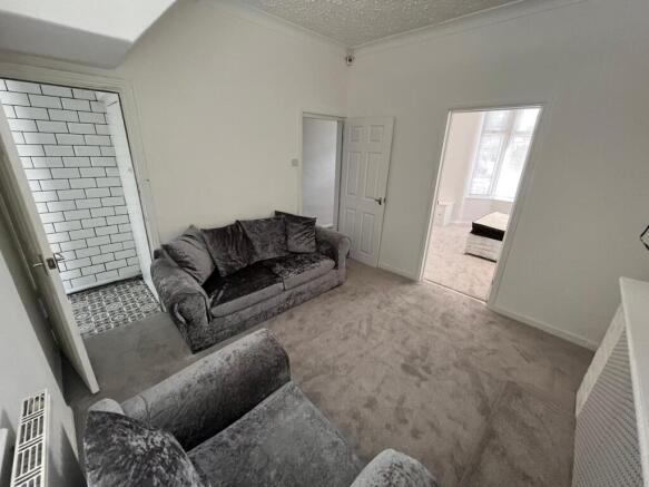 2 bed Terraced for sale Image 5