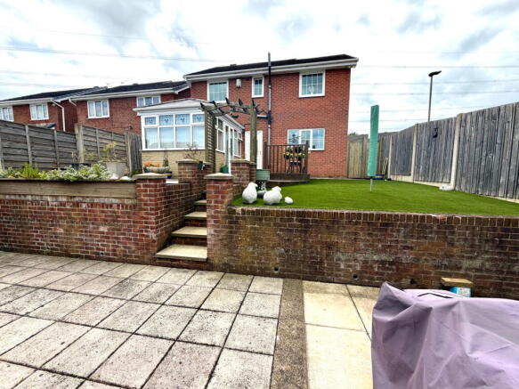 4 bed Detached for sale Image 4