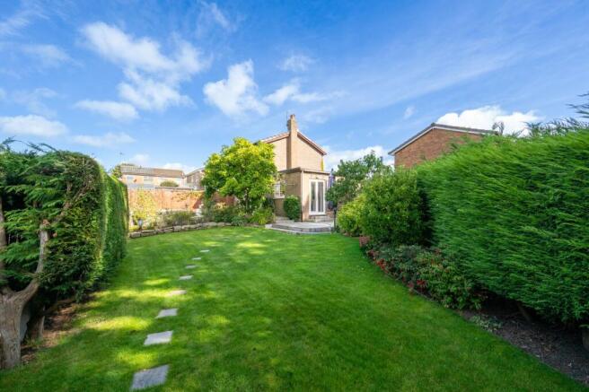 Birley Close, Appley Bridge, WN6 photo 4