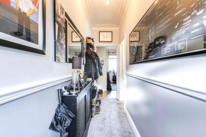 3 bed Terraced for sale Image 9