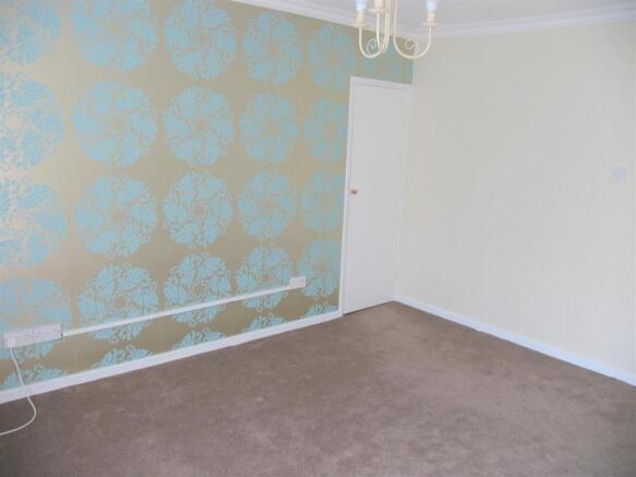 bedroom.JPG