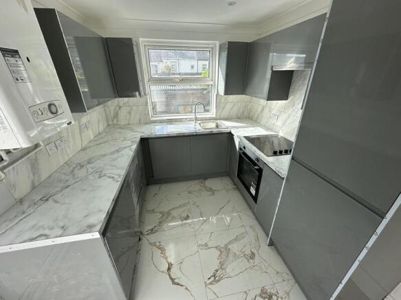 6 Bedroom HMO to Rent | Lisvane Street