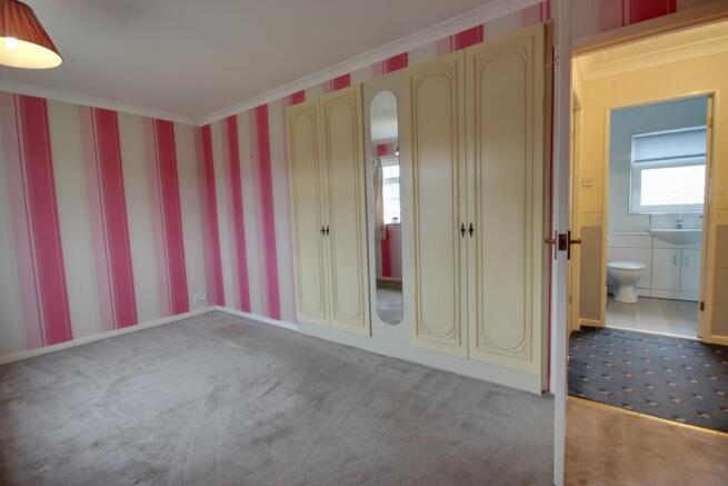 2 bed Terraced for sale Image 11