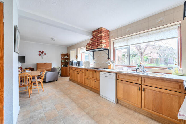 1396813-8-696129a...