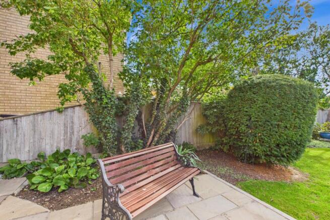 Garden to the rear