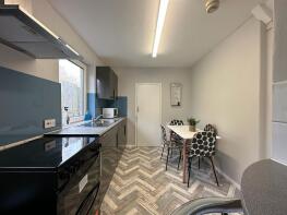 51, The Avenue, Brighton BN2 4GG