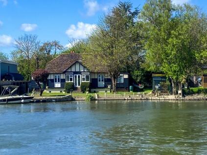 Laleham Reach, KT16