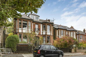 Flat 4, 103, Thornlaw Road, London SE27 0SQ