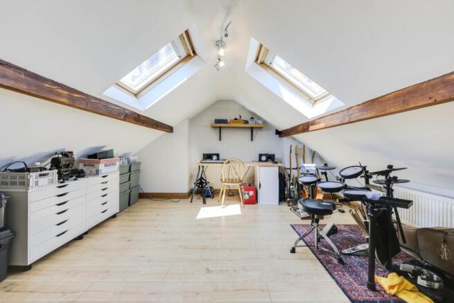 3 bed Terraced for sale Image 12