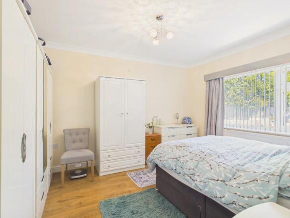 2 bed Semi-Detached Bungalow for sale Image 10