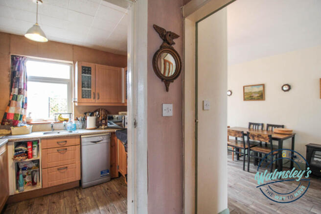 Hallway towards kitchen & living rooms