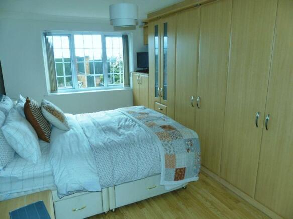 bed 1