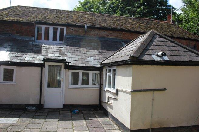 waterloo-road-kt19-8ax-724686